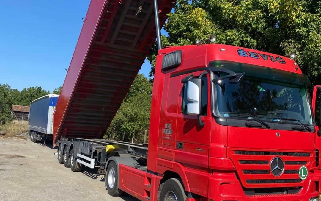 Prednosti korišćenja prikolica sa hidrauličnim sistemom